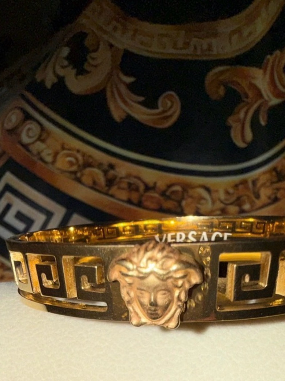 New Rose Gold(not gold plated)🌹Gold Medusa Emblem Greek Key Bangle Bracelet.